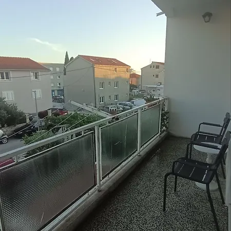 Sunny Split